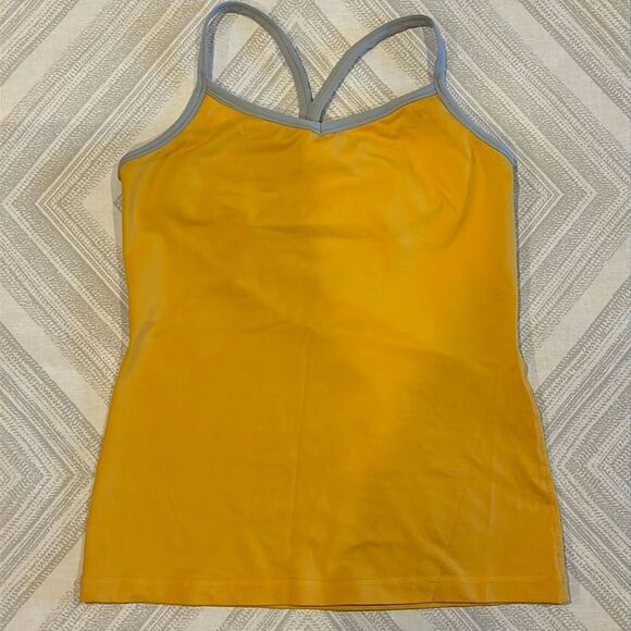 Yogasmoga Women’s Deep Yellow & Grey Strappy Built in Bra Workout Tank Top - Picture 1 of 9